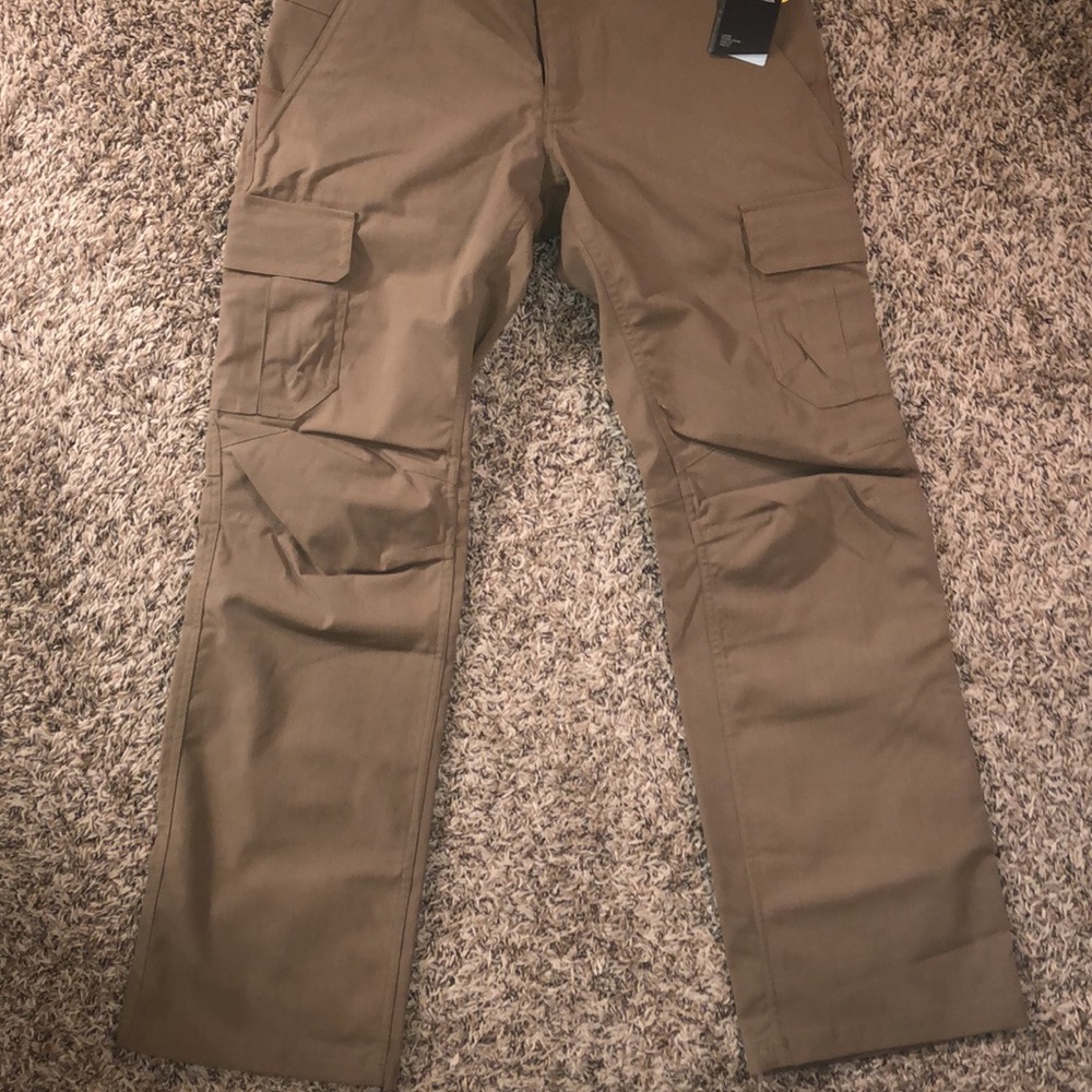 NWT - Under Armour Tactical Patrol Pants - Sz 10